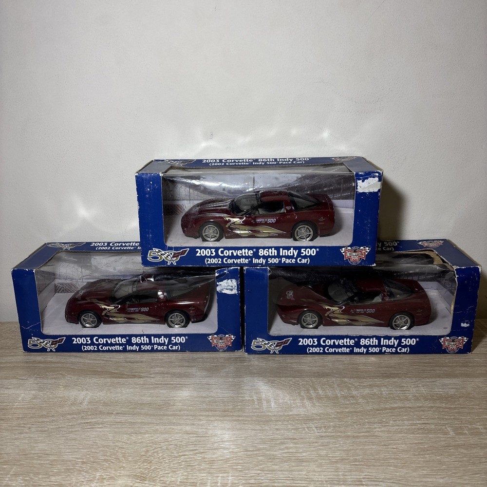 Revell 1:25 86th Indy 500 Pace Car 2002 Chevrolet Corvette PROMO 2003 corvette