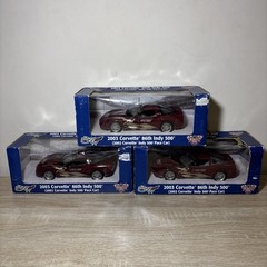 Revell 1:25 86th Indy 500 Pace Car 2002 Chevrolet Corvette PROMO 2003 corvette