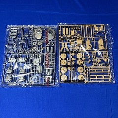 Ertl ESCI VW Typ82 Kubelwagen 7009 1/9 Model Kit Complete