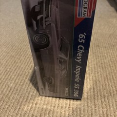 1996 Monogram ’65 Chevy Impala SS 396 Model Kit #85-2470 1/25 New Sealed