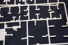 VINTAGE REVELL 1988 GERMAN 1/32 ? 1/24 1/25 FIREFIGHTERS? RARE HTF PARTS SPRUES