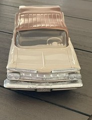 LOOK! 1959 Chevrolet Nomad Station Wagon Dealer Promo Car, Cream/Gold – Friction