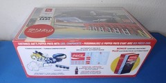 AMT Coca Cola 1977 Ford Pinto Pintera W/Vending machine 1/25 Sealed Model Kit