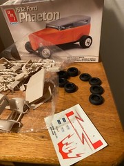 AMT ERTL 1932 Ford Phaeton 1:25 Skill-2 open box Build 1 of 2 Ways 1989 #6899