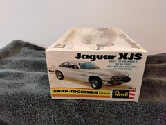 Revell Snap – Together * Jaguar XJS NEW NIB Model Kit 1/25 scale