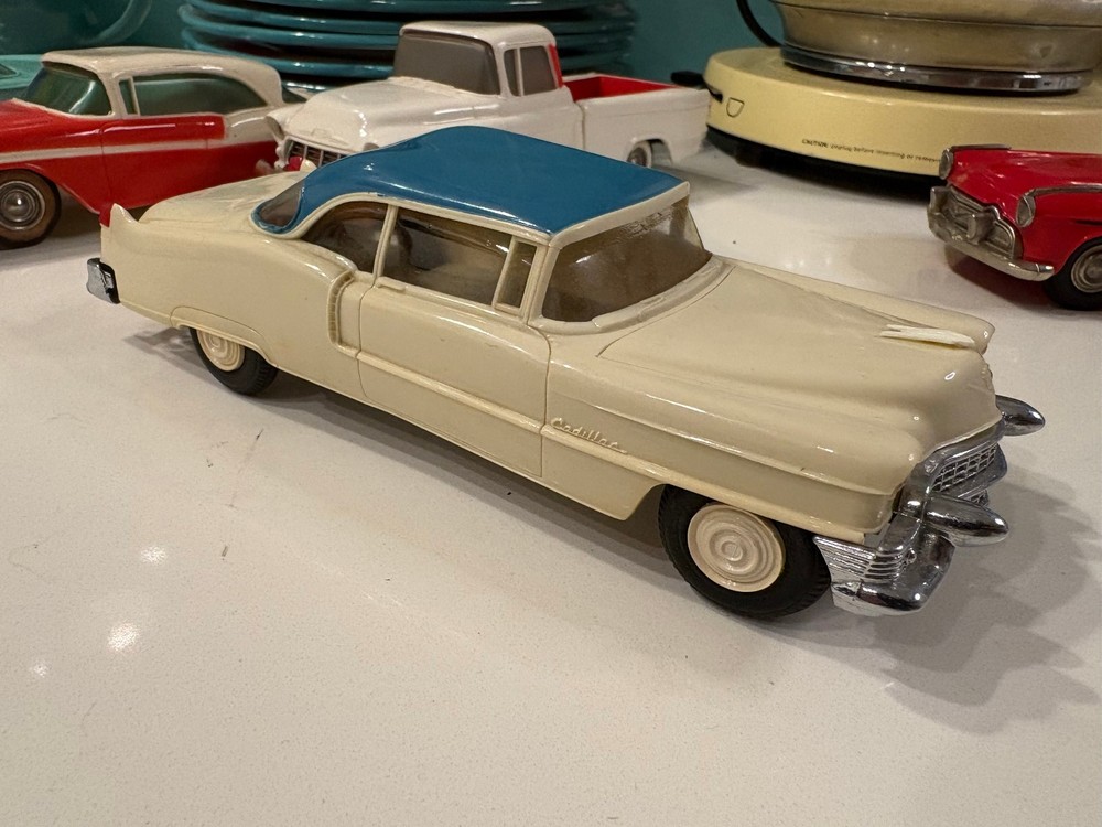 1955 Cadillac Coupe De Ville Dealer Promo Model Car