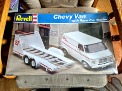 1996 REVELL Model CHEVY VAN with RACE CAR TRAILER Kit #7250