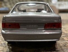 NIB Ertl 1/24 scale 1989 Ford Taurus SHO ( Titanium Met ) promo model #6054