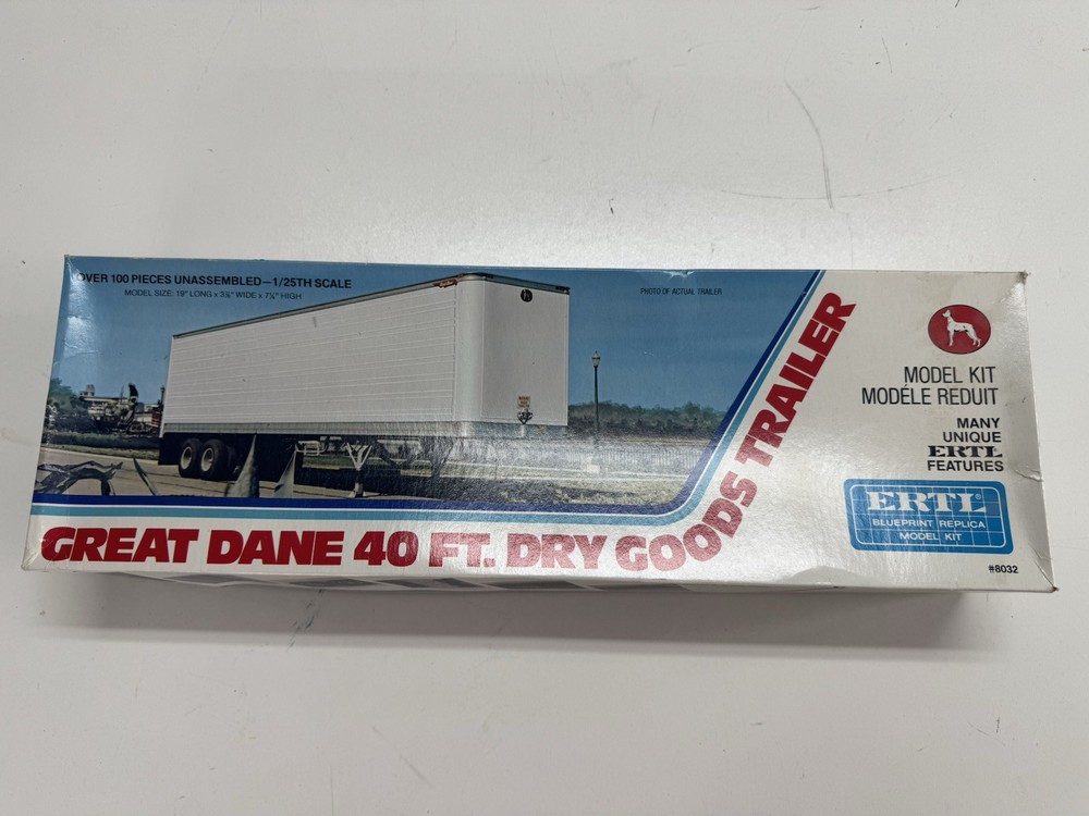 ERTL #8032 Great Dane 40’ Dry Goods Trailer 1:25 Model Kit Open Box Sealed Bags