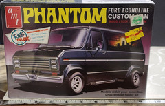PHANTOM Ford Econoline Custom Van AMT 1:25 NEW FACTORY SEALED *US Seller*