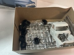 AMT ERTL 1953 Ford F-100 Pickup 1/25 Model Kit #6487 1994 Open Box Unassembled.