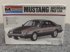 Monogram MUSTANG Hatchback Pace Car 2250 Model Kit – NEW SEALED 1:24 Scale 1979