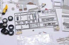 AMT ERTL 1972 CHEVROLT NOVA SS SCALE 1:25 MODEL KIT