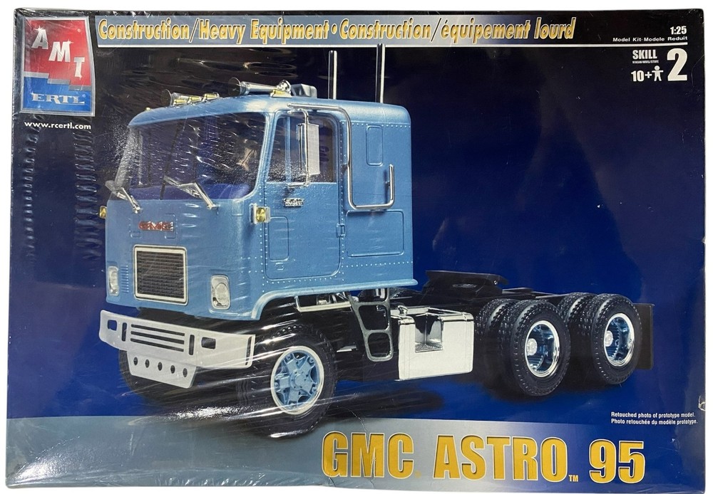 AMT/Ertl GMC Astro 95 Semi Highway Tractor 1:25 Model Kit NEW SEALED 2004 #38164