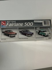 AMT ERTL 1957 Ford Fairlane 500 Model Kit 1/25 Scaled Sealed In Plastic