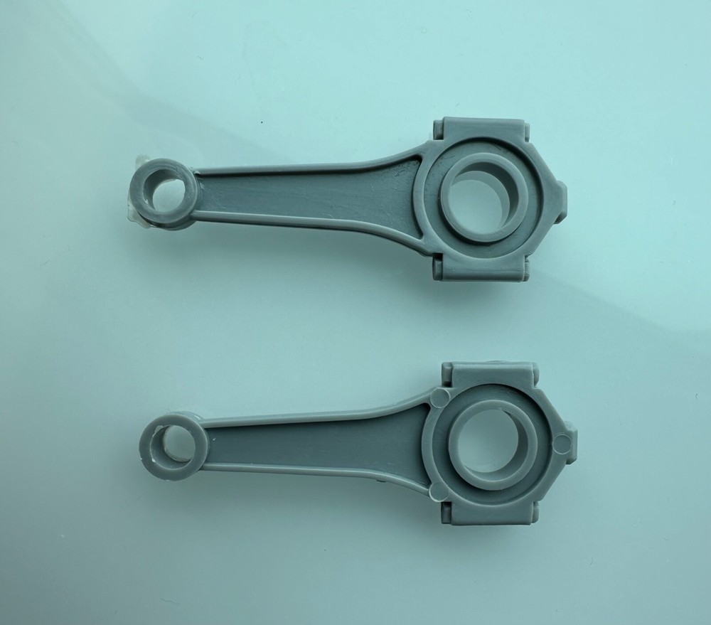Renwal 1/4 Visible V8 Engine Kit – Original Part #65 Connecting Rod (Set of 2)