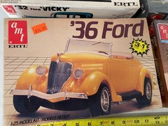 AMT vintage 1:25 model kit lot of 4 1929 1936 Ford 1941 Woody 1932 Vicky