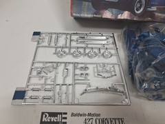 Revell 1/25 – BALDWIN MOTION 427 CORVETTE – Model Kit – 7427 – New In Box – 1991