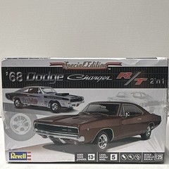 Revell ’68 Dodge Charger R/T 2’n1 1:25 Kit Skill 5 85-4202
