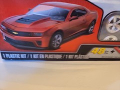 Revell 2013 Chevy Camaro ZL1 Sealed 1/25 Plastic kit