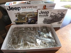 NI OPEN BOX 1/35 Tamiya US Jeep Willys MB 1/4 ton 4X4 Truck w/ Driver 35219