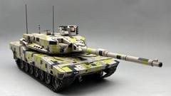 Amusing Hobby AH 35A065 1/35 KF51U Panther 4th Generation Main Battle Tank