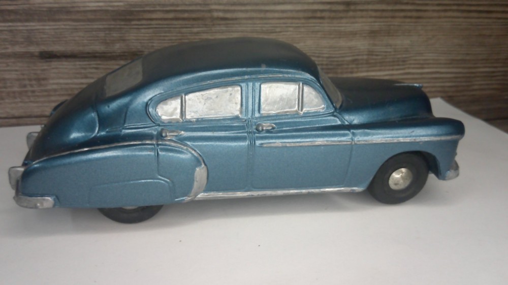 vintage dealer promo car 1949/50 Chevrolet 4 dr sedan metal car & bank Z124