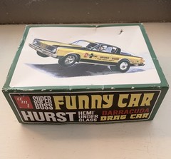 Hurst Hemi Under Glass Barracuda Drag Car Super Boss Funny car 1/25 AMT