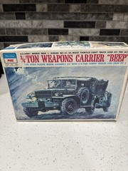 Max 3/4-Ton Weapons Carrier Beep 1/35 Plastic Model Kit #3503 **READ**