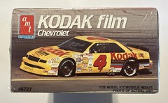 VINTAGE 1990 AMT/ERTL ERNIE IRVAN #4 KODAK FILM CHEVROLET LUMINA Model Kit