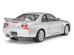 MODEL KIT NISSAN SKYLINE GT-R V.SPEC 1/24 SCALE MODEL CAR BY TAMIYA TAM-24145
