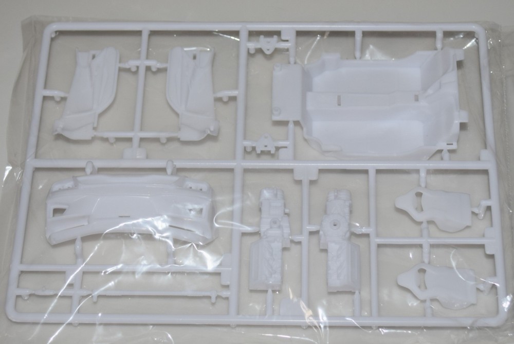 REVELL 2022 C8 CORVETTE 14583 ⭐PARTS⭐ SPRUE J-ENGINE & TRANSMISSION+MORE 1:25