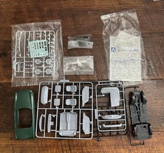 AOSHIMA #01398 EURO CLUB MGB URETANE BUMPER MODEL Kit Car New in Box Automobile