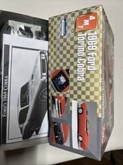 AMT 1:25 69 FORD TORINO COBRA MODEL KIT
