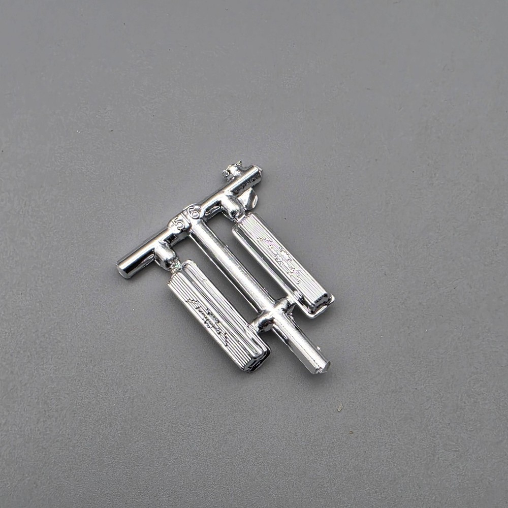 AMT 31838 1/25 57 Ford Fairlane Parts Kit Bash Chrome Thunderbird Valve Covers