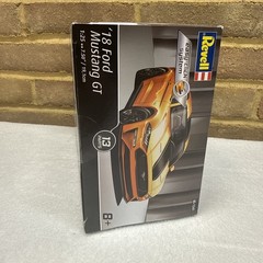 Revell ‘18 Ford Mustang Gt 13 Part Easy Click Model Kit