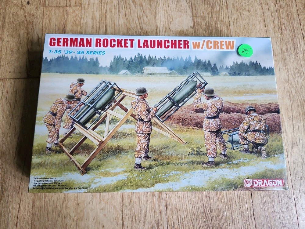Dragon 6509 1:35 German Rocket Launcher & Crew Military Vehicle Model Kit