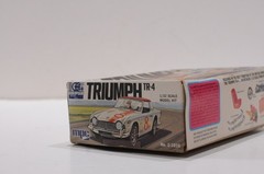 MPC TRIUMPH TR-4 SCALE 1:32 PLASTIC MODEL KIT 2-1016