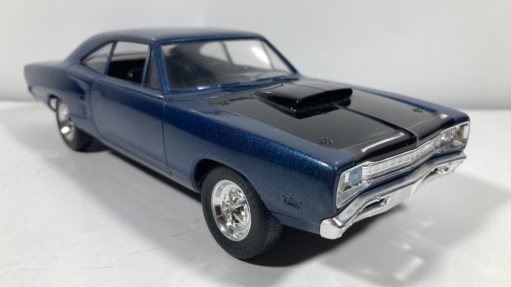 1969 Dodge 440 Super Bee Six-Pack Built Model Kit 1:24 Monogram? ’69 Muscle Car