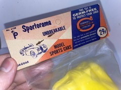 1951 Jaguar X120 Plastic Car 1/22 PAYTON PRODUCTS 610B Sportorama Tag Bag MIP
