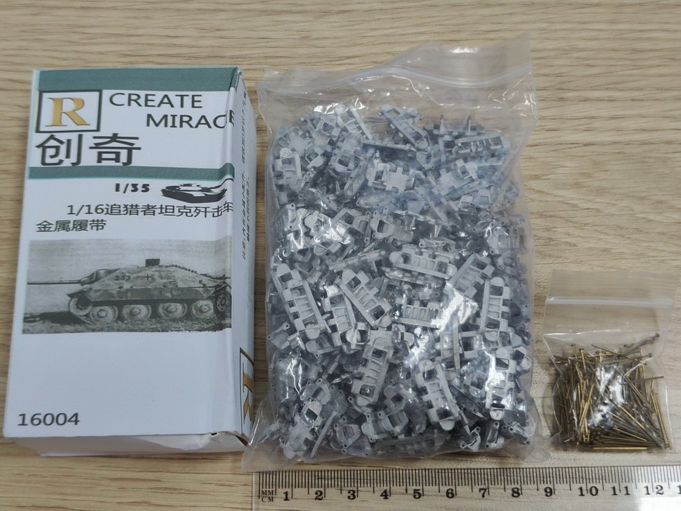 R Model 1/16 Jagdpanzer Hetzer Tank Destroyer Metal Tracks with Brass Pin