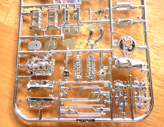1957 CHEVY 283 V-8 ENGINE & TRANNY KIT 1:25 REVELL NO LONGER MADE F r e e SHIPP