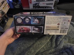1995 Revell Monogram 1:24 Scale Model ’57 CORVETTE Roadster 1957 Corvette