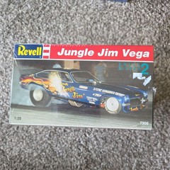 Revell 1:25 7356 Jungle Jim Vega Parts Still Sealed Kit