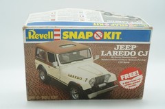 Revell Snap Kit Jeep Laredo CJ 1/32 Model Kit