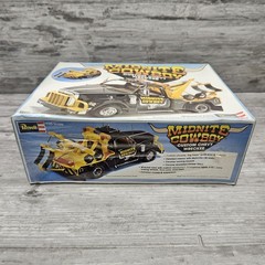Midnite Cowboy Custom Chevy Wrecker Truck by Revell #H-1383 Factory Sealed