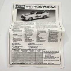 Monogram 69 Camaro Indy Pace Car 1/25 Model Kit Open Box Complete Imperfect 1969