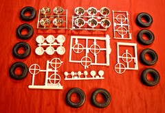 AMT GMC General Wheels and Firestone Tires 1/25