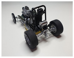 AMC13101 Atlantis. Yellow Fever Competition Coupe – Keeler Kustoms. Scale 1:25