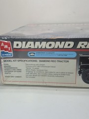✨VINTAGE✨ AMT Diamond Reo Tractor 1993 Rare Box 1:25 Model Kit 8137 SEALED